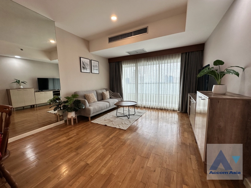  2 Bedrooms  Condominium For Rent in Sathorn, Bangkok  near BRT Thanon Chan (AA40268)