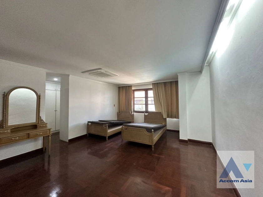 14  3 br Townhouse For Rent in Sukhumvit ,Bangkok BTS Phra khanong at Tara Mansion AA40286