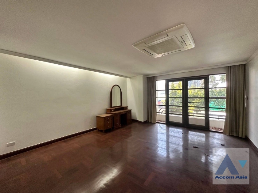 12  3 br Townhouse For Rent in Sukhumvit ,Bangkok BTS Phra khanong at Tara Mansion AA40286