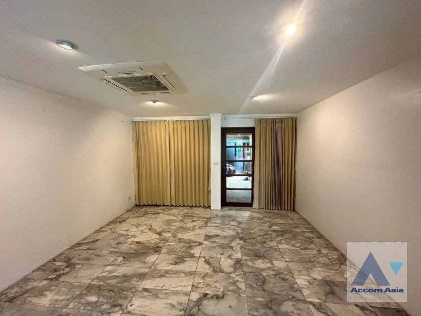 7  3 br Townhouse For Rent in Sukhumvit ,Bangkok BTS Phra khanong at Tara Mansion AA40286