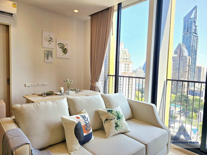  2 Bedrooms  Condominium For Rent in Sukhumvit, Bangkok  near BTS Phrom Phong (AA40305)