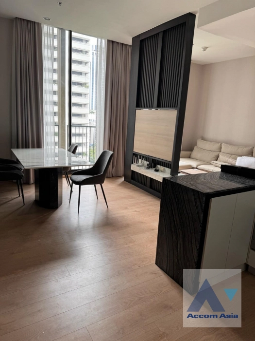  1 Bedroom  Condominium For Rent in Sukhumvit, Bangkok  near BTS Asok - MRT Sukhumvit (AA40307)