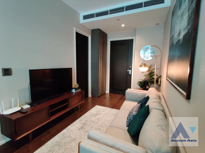  1 Bedroom  Condominium For Rent in Sukhumvit, Bangkok  near BTS Phrom Phong (AA40315)