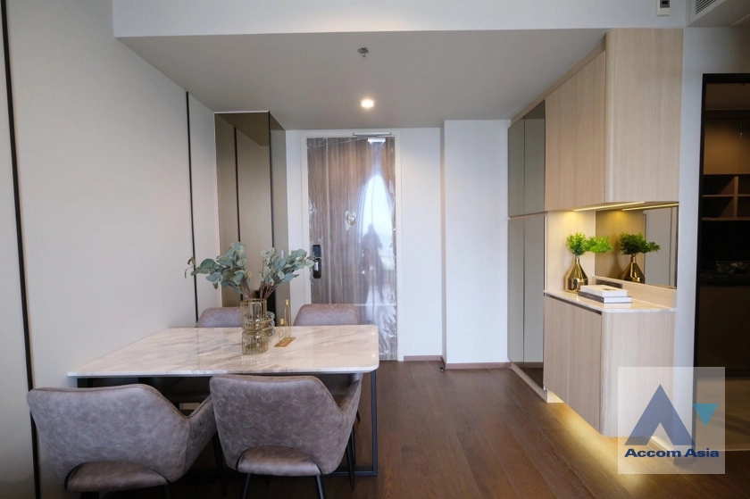  1 Bedroom  Condominium For Rent in Sukhumvit, Bangkok  near BTS Thong Lo (AA40364)