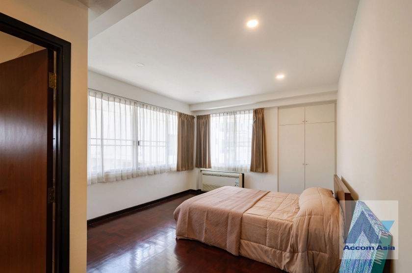 7  3 br Apartment For Rent in Sukhumvit ,Bangkok BTS Asok - MRT Sukhumvit at Easy to access BTS Skytrain AA40386