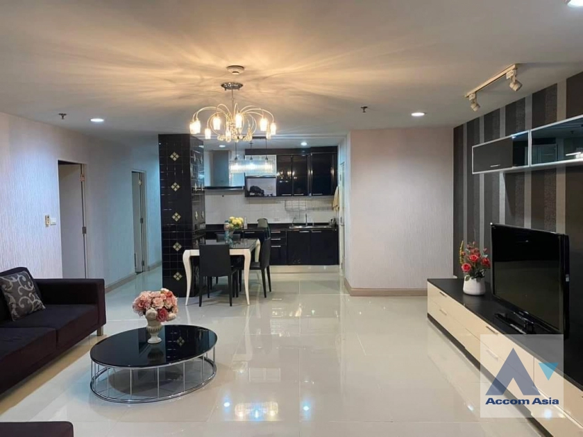 5  3 br Condominium For Rent in Ratchadapisek ,Bangkok  at Thara Ruean Kaew AA40394