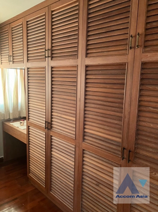 24  2 br Condominium For Rent in Phaholyothin ,Bangkok BTS Ari at Baan Phaholyothin Place AA40396