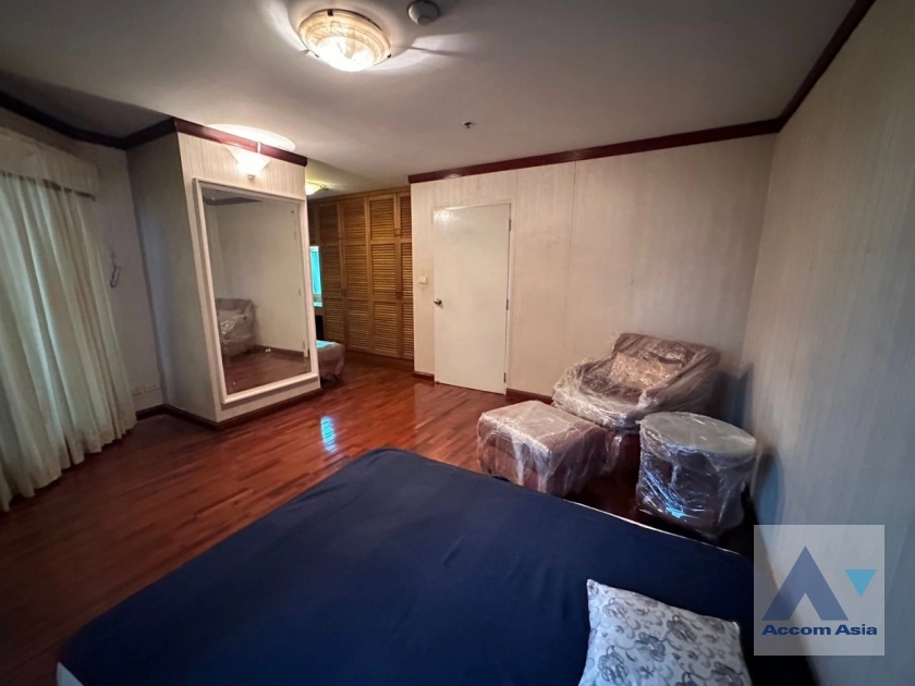 18  2 br Condominium For Rent in Phaholyothin ,Bangkok BTS Ari at Baan Phaholyothin Place AA40396