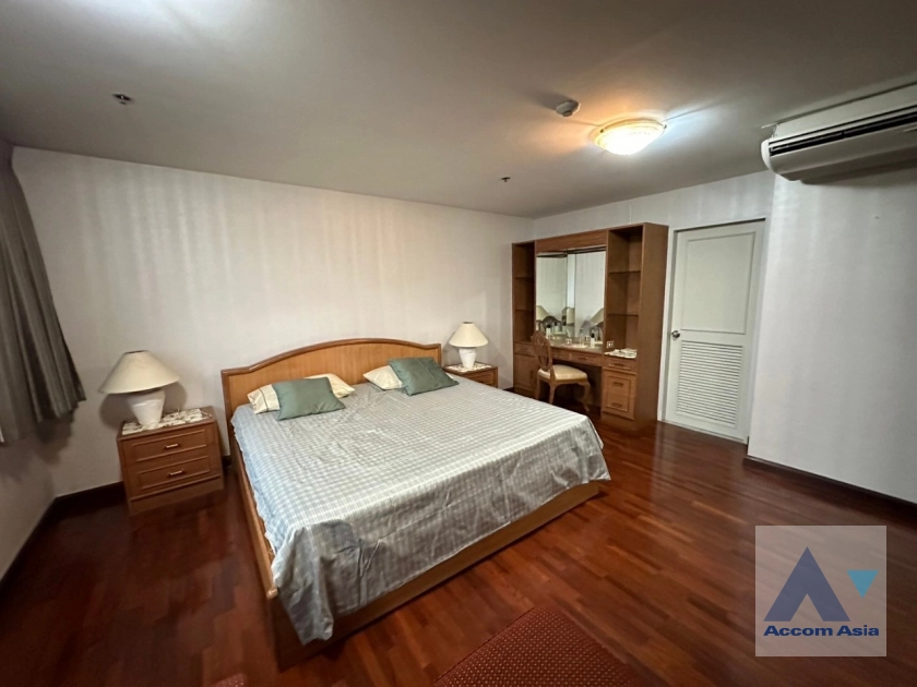 16  2 br Condominium For Rent in Phaholyothin ,Bangkok BTS Ari at Baan Phaholyothin Place AA40396