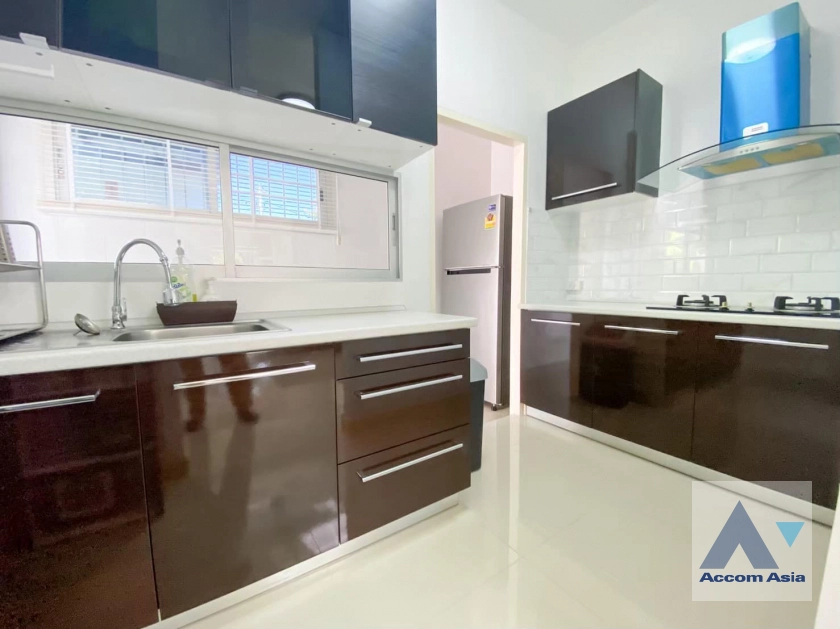  1  4 br House For Rent in Latkrabang ,Bangkok  at Neighborhome Watcharaphon AA40407