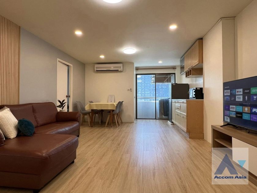  2 Bedrooms  Condominium For Rent in Phaholyothin, Bangkok  near BTS Ratchathewi (AA40414)