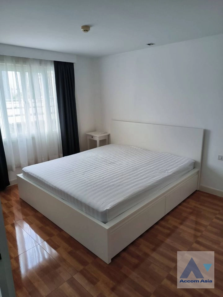 5  3 br Condominium For Rent in Sukhumvit ,Bangkok BTS Ekkamai at Le Nice Ekamai AA40418