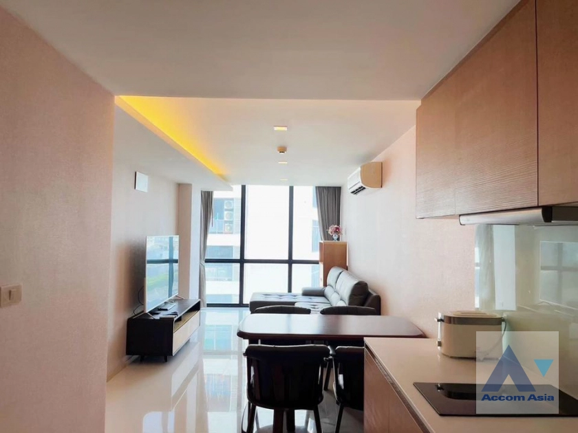  1 Bedroom  Condominium For Rent in Ploenchit, Bangkok  near BTS Ploenchit (AA40427)