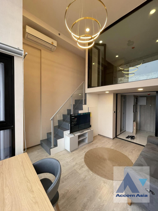 Duplex Condo |  SOHO Bangkok Ratchada Condominium  1 Bedroom for Rent   in Ratchadaphisek Bangkok