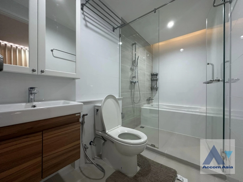 12  2 br Condominium For Rent in Sukhumvit ,Bangkok BTS Nana at 6th Avenue Sukhumvit 15 AA40433