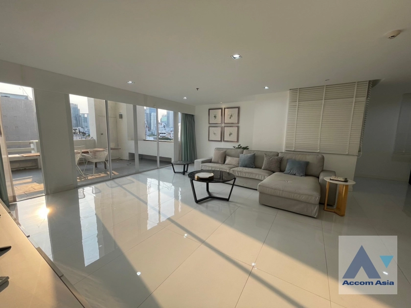  1  2 br Condominium For Sale in Sukhumvit ,Bangkok BTS Nana at Crystal Garden AA40440