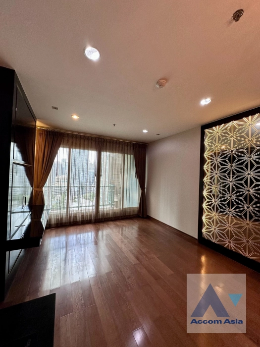 6  2 br Condominium For Sale in Ploenchit ,Bangkok BTS Chitlom at The Address Chidlom AA40445