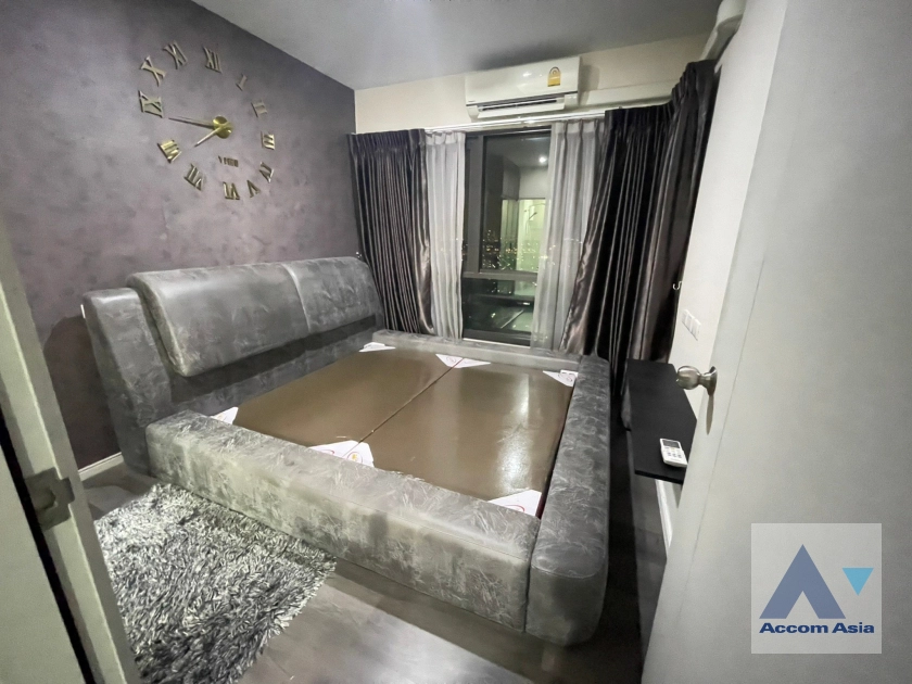  1 Bedroom  Condominium For Sale in Phaholyothin, Bangkok  near MRT Bang Sue (AA40449)