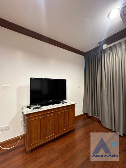  1  3 br Townhouse For Rent in Phaholyothin ,Bangkok  AA40453