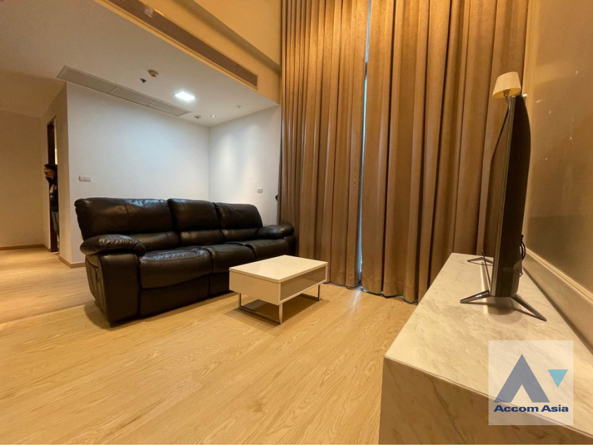  2 Bedrooms  Condominium For Rent in Phaholyothin, Bangkok  near BTS Ratchathewi (AA40459)