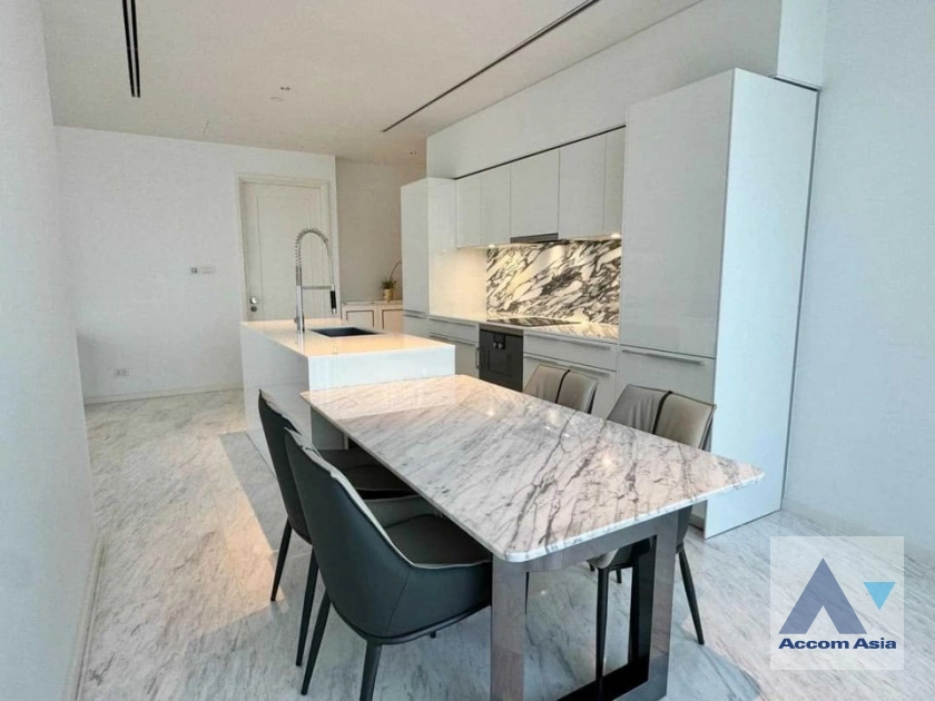  1  2 br Condominium For Rent in Sathorn ,Bangkok BTS Saphan Taksin at Four Seasons Private Residences AA40462