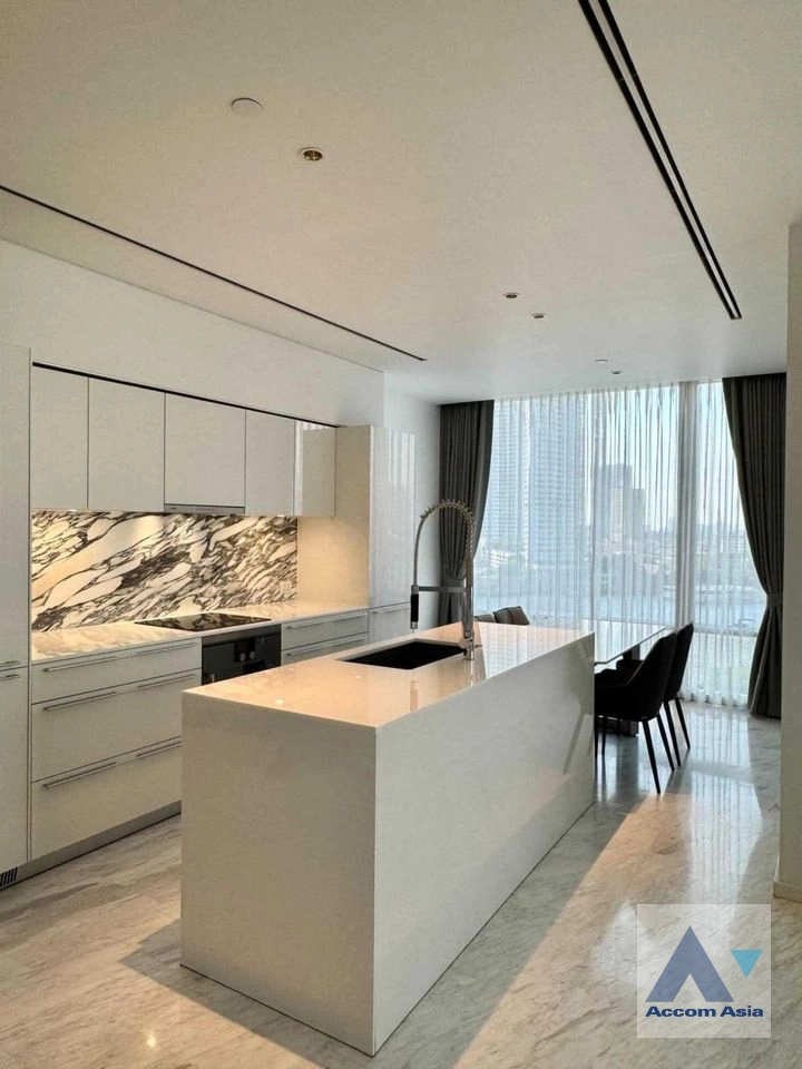 4  2 br Condominium For Rent in Sathorn ,Bangkok BTS Saphan Taksin at Four Seasons Private Residences AA40462