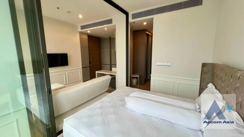 8  1 br Condominium For Rent in Ratchadapisek ,Bangkok BTS Asok - MRT Phetchaburi - ARL Makkasan at The Esse At Singha Complex AA40471