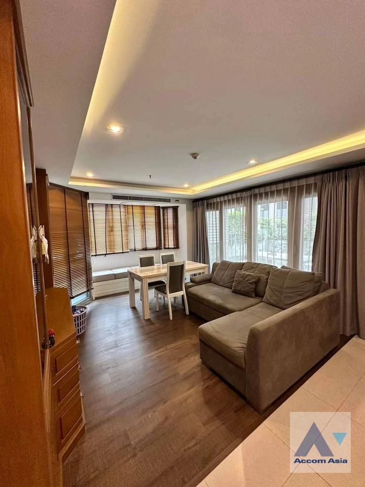 Fully Furnished |  1 Bedroom  Condominium For Rent in Silom, Bangkok  near BTS Sala Daeng - MRT Silom (AA40472)