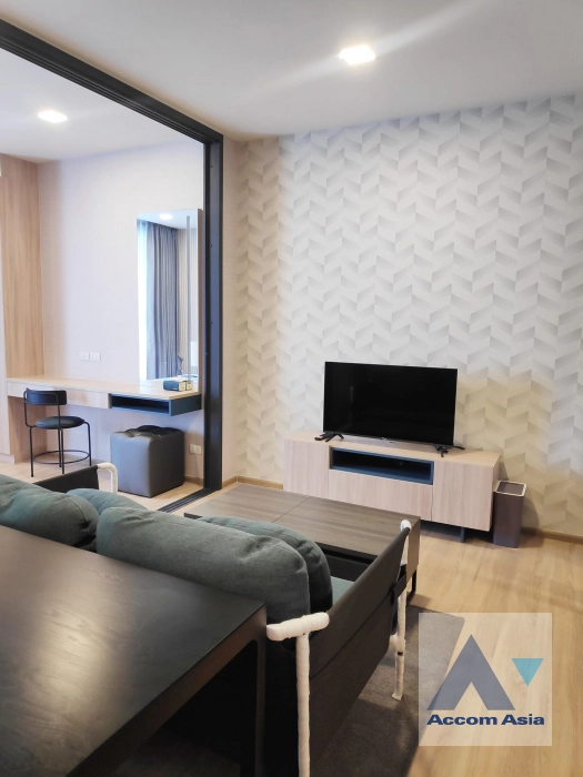  1 Bedroom  Condominium For Rent in Phaholyothin, Bangkok  near BTS Phaya Thai (AA40501)