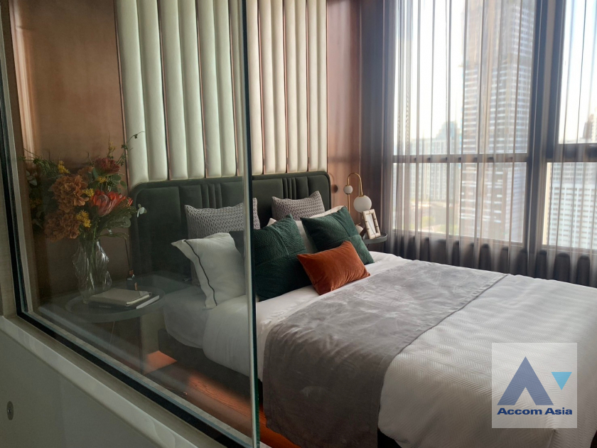  1 Bedroom  Condominium For Sale in Sukhumvit, Bangkok  near BTS Thong Lo (AA40502)