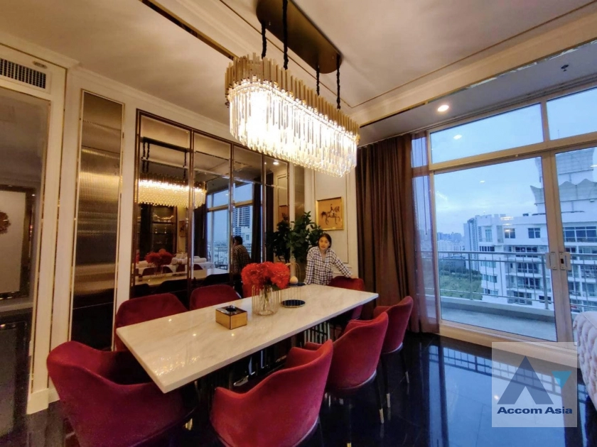 6  4 br Condominium For Rent in Ratchadapisek ,Bangkok MRT Rama 9 at Supalai Wellington AA40519