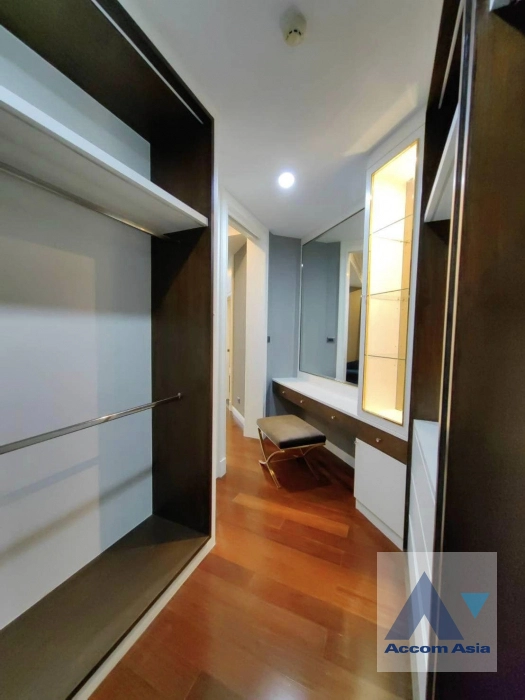 29  4 br Condominium For Rent in Ratchadapisek ,Bangkok MRT Rama 9 at Supalai Wellington AA40519