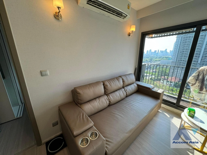  2  1 br Condominium For Rent in Phaholyothin ,Bangkok MRT Rama 9 - ARL Makkasan at Life Asoke Hype AA40521