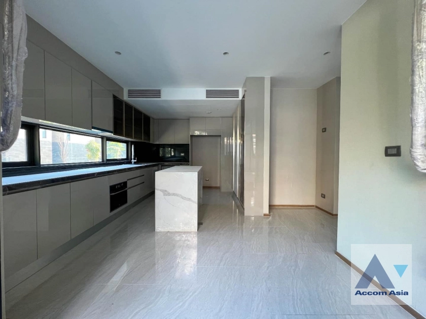 4  4 br House For Sale in Sathorn ,Bangkok BTS Sala Daeng - MRT Khlong Toei at Anina Villa Sathorn-Yenakart AA40525