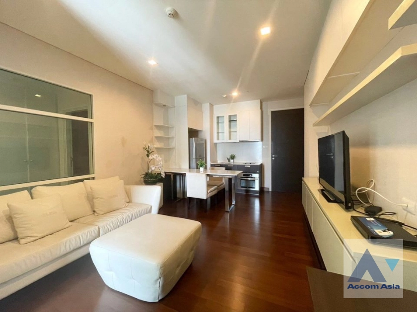  1 Bedroom  Condominium For Rent & Sale in Sukhumvit, Bangkok  near BTS Thong Lo (AA40528)