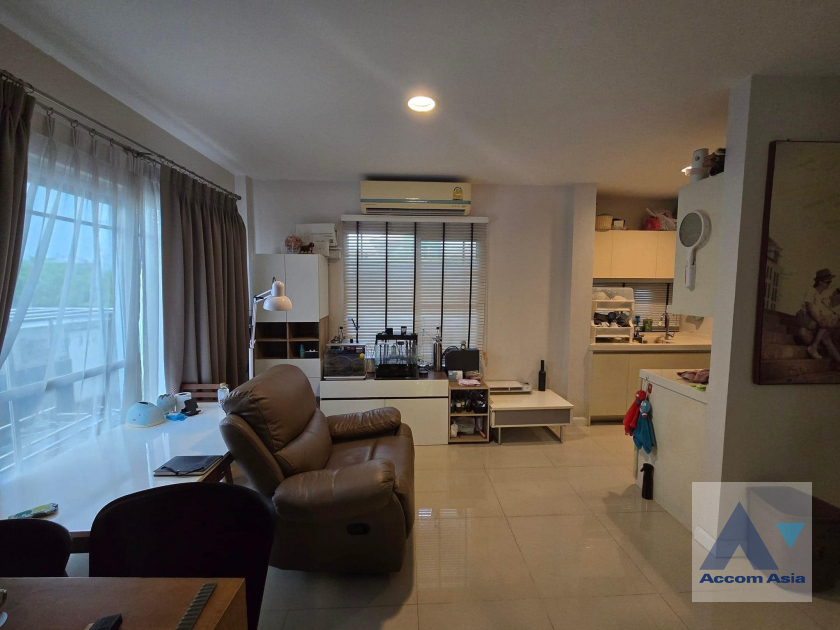 4  3 br House For Sale in Ratchadapisek ,Bangkok ARL Hua Mak at House AA40532