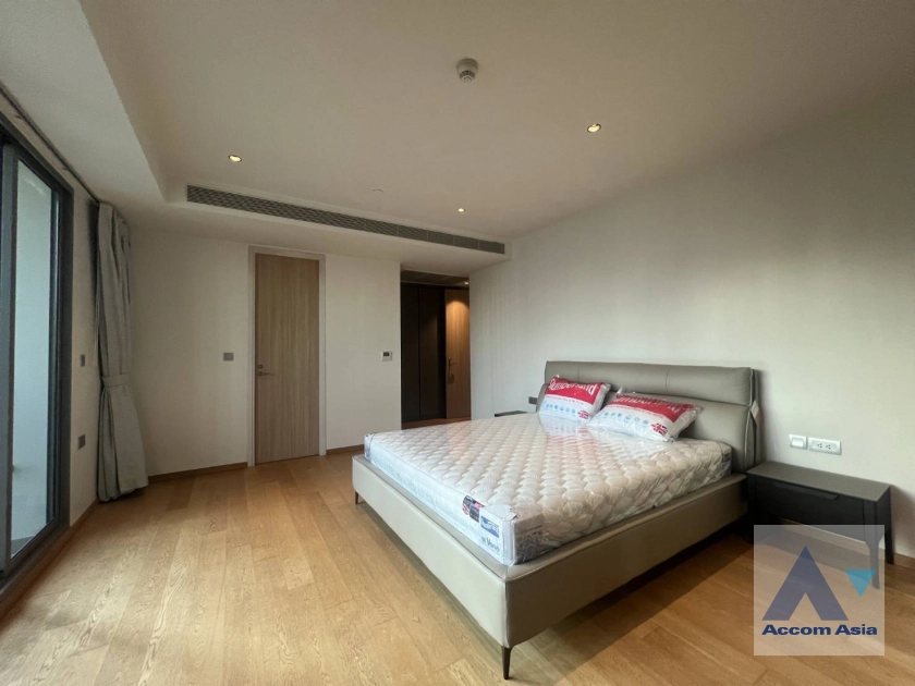 5  2 br Condominium For Sale in Sathorn ,Bangkok MRT Lumphini at Supreme Legend AA40547