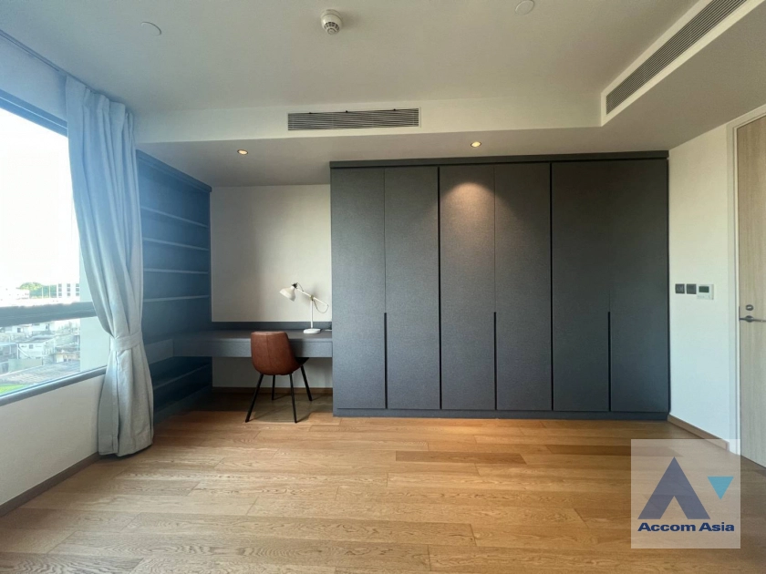 7  2 br Condominium For Sale in Sathorn ,Bangkok MRT Lumphini at Supreme Legend AA40547