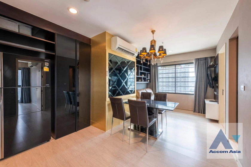  2 Bedrooms  Condominium For Rent in Ratchadapisek, Bangkok  near MRT Rama 9 - ARL Makkasan (AA40553)