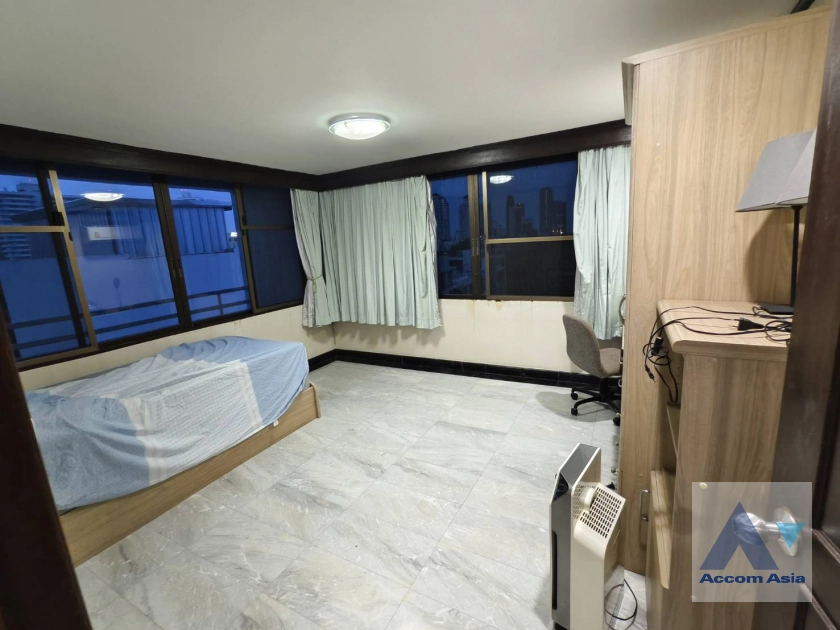 11  2 br Condominium For Rent in Sukhumvit ,Bangkok BTS Phrom Phong at Acadamia Grand Tower AA40556