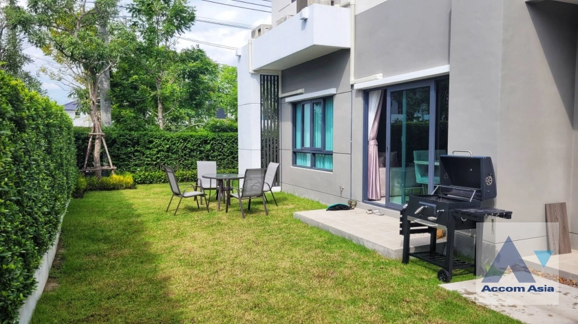  4 Bedrooms  House For Rent in Phaholyothin, Bangkok  (AA40560)