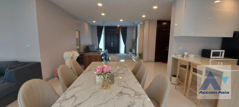 6  5 br House For Rent in Phaholyothin ,Bangkok  at The City Ramintra AA40571