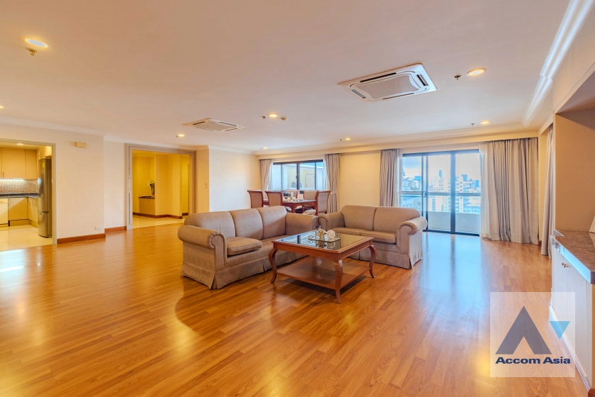  2  3 br Apartment For Rent in Sukhumvit ,Bangkok BTS Asok - MRT Sukhumvit at Comfortable for Living AA40585