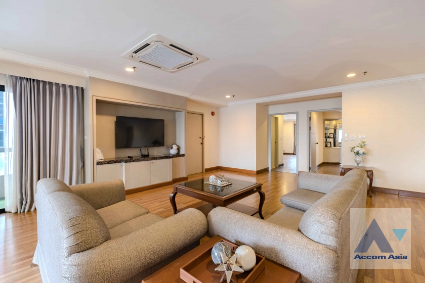 4  3 br Apartment For Rent in Sukhumvit ,Bangkok BTS Asok - MRT Sukhumvit at Comfortable for Living AA40585