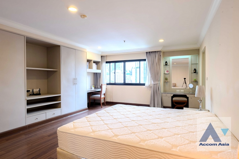 11  3 br Apartment For Rent in Sukhumvit ,Bangkok BTS Asok - MRT Sukhumvit at Comfortable for Living AA40585