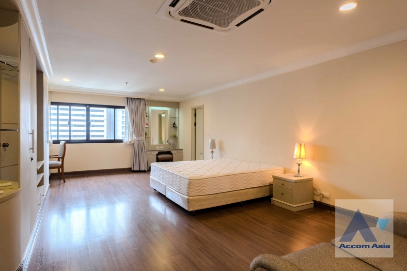 10  3 br Apartment For Rent in Sukhumvit ,Bangkok BTS Asok - MRT Sukhumvit at Comfortable for Living AA40585