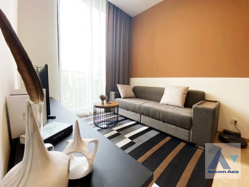  1 Bedroom  Condominium For Sale in Sukhumvit, Bangkok  near BTS Asok - MRT Sukhumvit (AA40589)