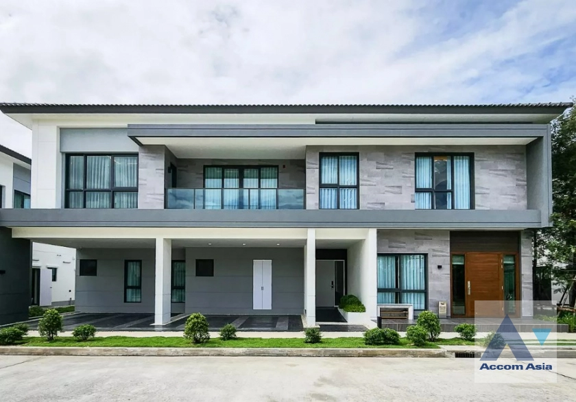  2  5 br House For Sale in Samutprakan ,Samutprakan  at The City Bangna AA40595