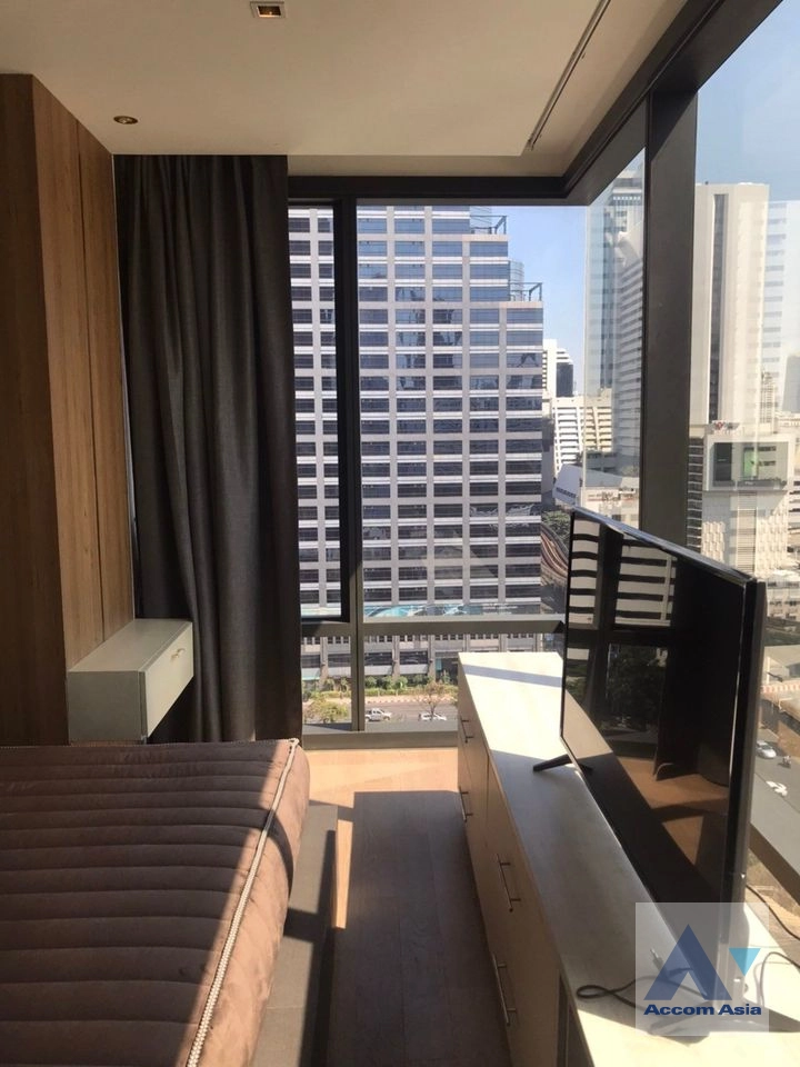 Fully Furnished |  2 Bedrooms  Condominium For Rent in Silom, Bangkok  near BTS Chong Nonsi (AA40601)