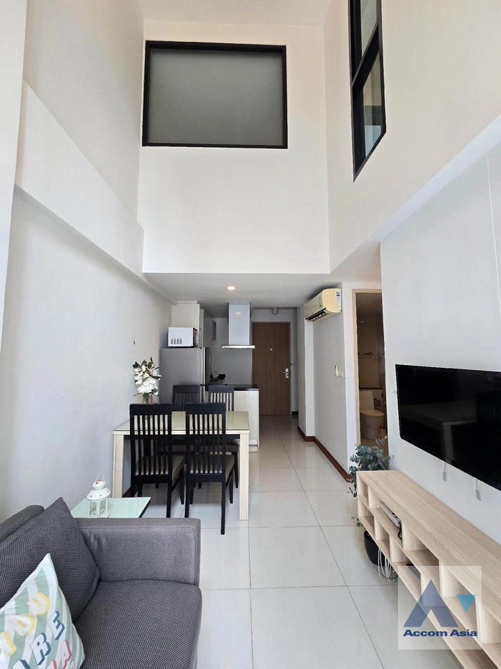  2 Bedrooms  Condominium For Rent in Sukhumvit, Bangkok  near BTS Thong Lo (AA40605)